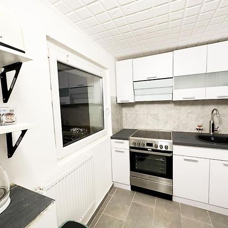 Mini Appartement Neben Theater Duisburg Exterior foto